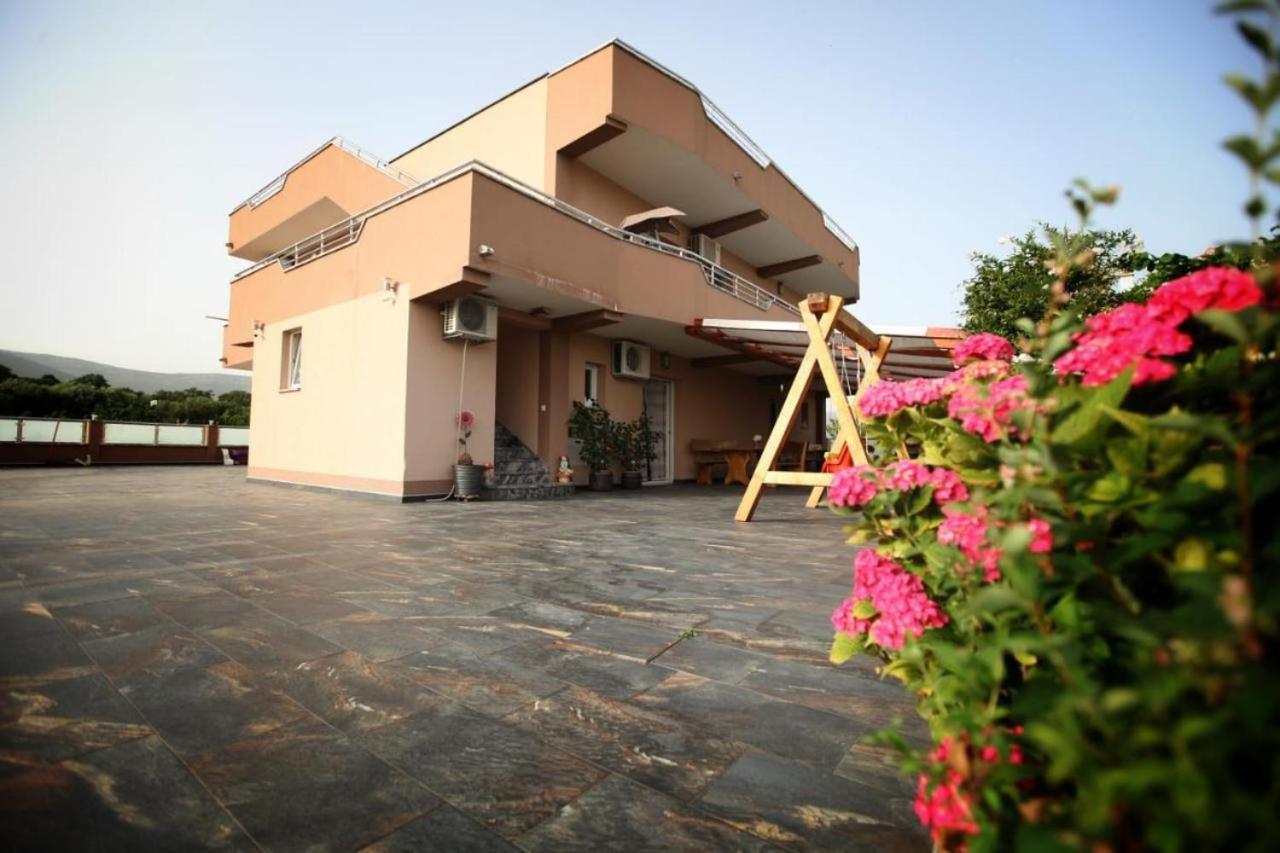 Apartament Ana & Marija Kaštela Zewnętrze zdjęcie